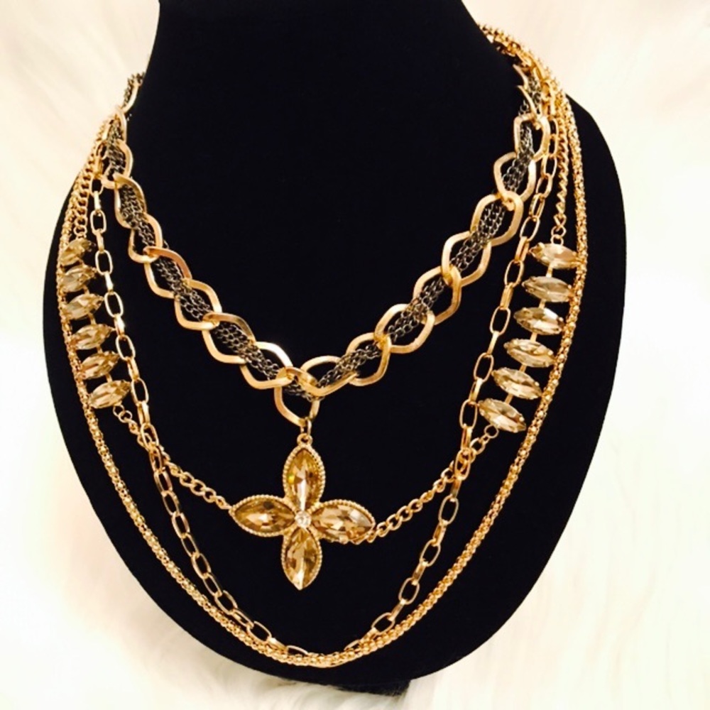 Statement necklace layered chains